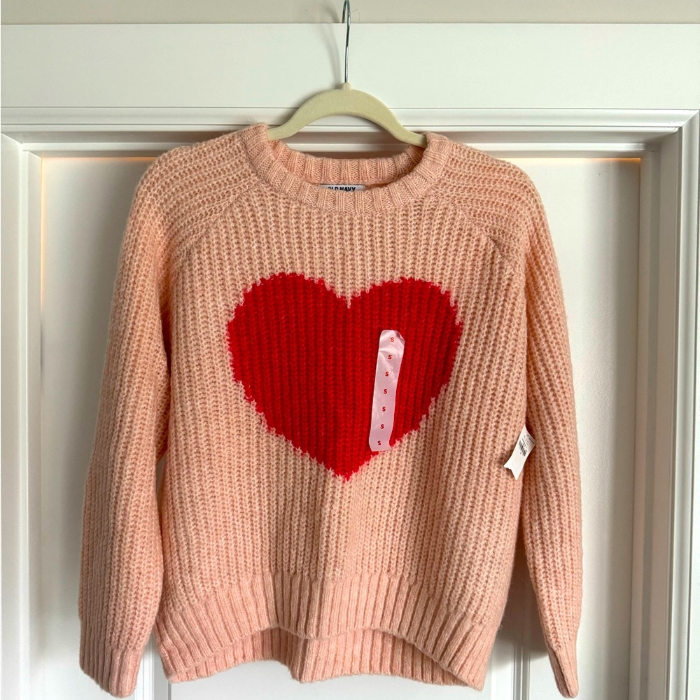Old Navy Women’s Valentine Heart Sweater, size small